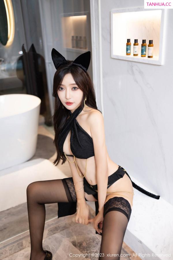 王馨瑶  [XiuRen]高清写真图 2023.09.15 No.7400 王馨瑶yanni 黑丝美腿第41张图片